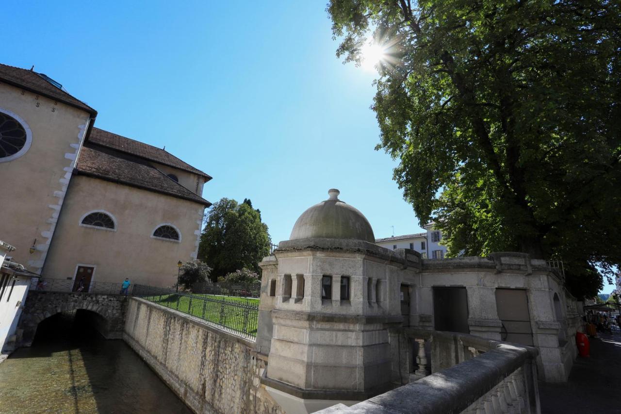 Royalement Bien ! Hyper-Centre - Wifi - Netflix - Disney Plus Annecy Zewnętrze zdjęcie